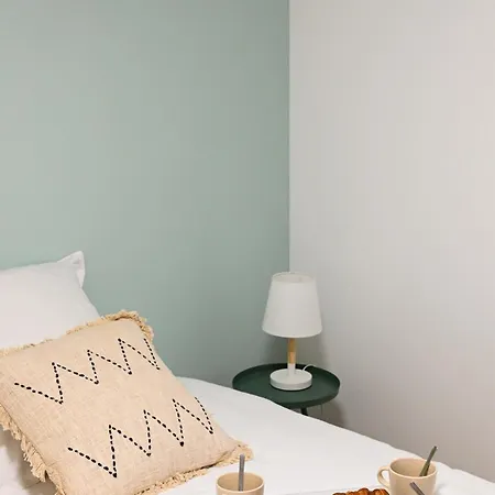 La Nina - Parking Gratuit 费康